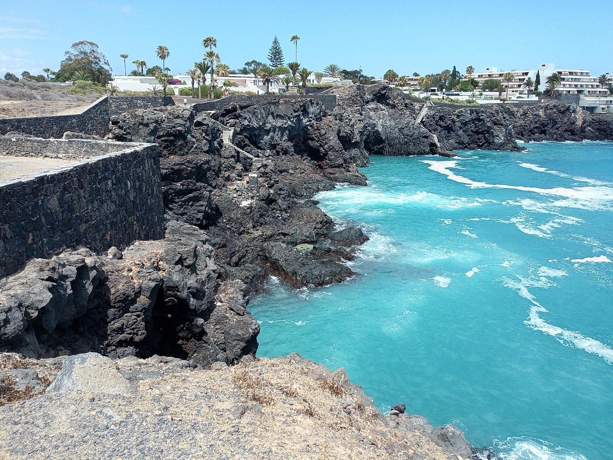 Buenas Flores Tenerife * Costa Del Silencio